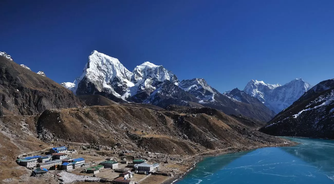 Gokyo Cho La and Everest Base Camp (EBC) Trekking
